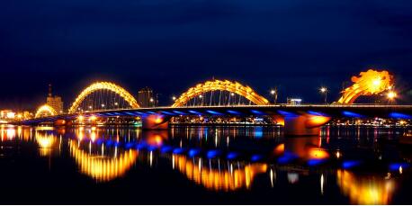 越南岘港必游景点（岘港龙桥）