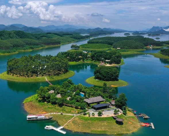 越南：将婆瀑湖建设成国际级旅游中心