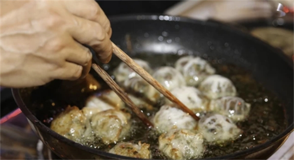 越南乂安美食都有哪些(美食餐厅怎么找)