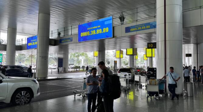 越南民用机场有哪些(机场有几个登机口)