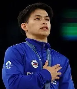 尤洛和蔡华强都是菲律宾马尼拉市民