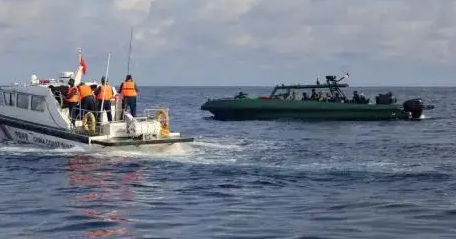 我国海警“登临检查
