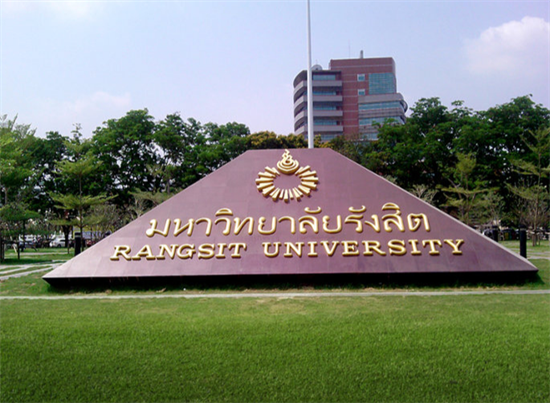 中国人要怎么去申请泰国大学（泰国大学怎么选择）