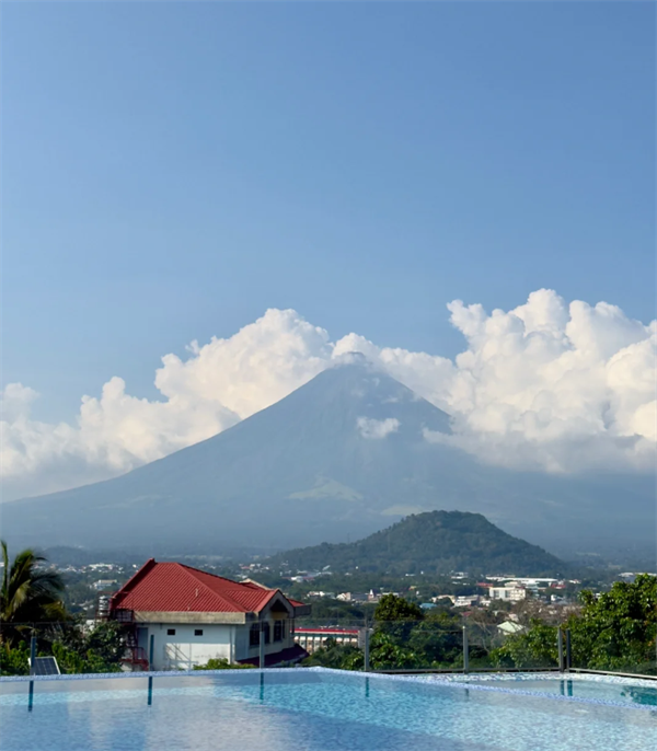 菲律宾马荣火山怎么去(旅游介绍)