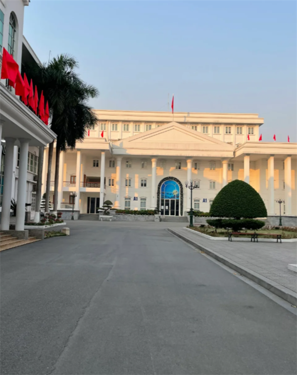 越南商业大学申请要带什么(过程如何)