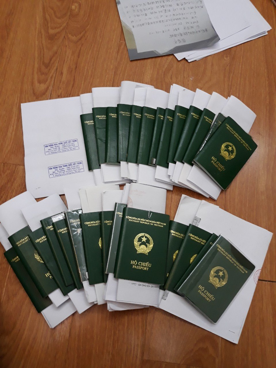 越南人怎么补办护照和签证（补办护照和签证的材料）