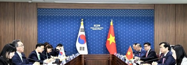 越南愿与韩国一道尽力深化两国全面战略伙伴联络内在