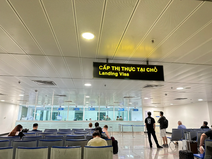 越南机场领签证在哪里（落地签的优势在哪里）