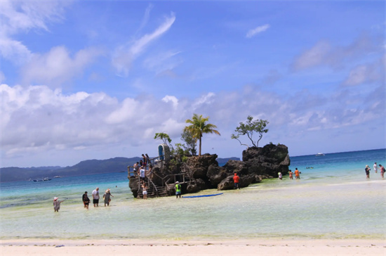 菲律宾白沙滩景点（白沙滩的住宿质量好吗）