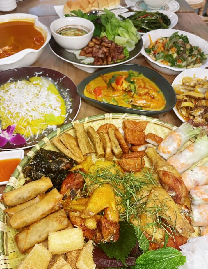 越南民间传统美食（越南春卷）