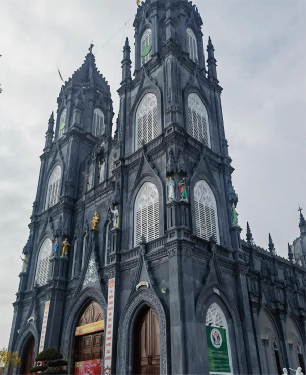越南旅游要带什么证件(有哪些景点)