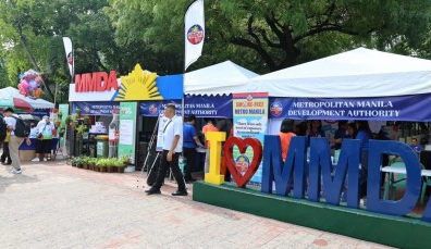 菲律宾：提供大篷车摩托车学院的注册