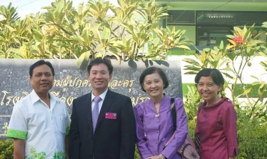 泰国六旬教师冀做青年汉语国际领路人