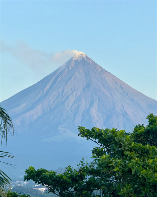 菲律宾马荣火山位于哪里(好玩吗)